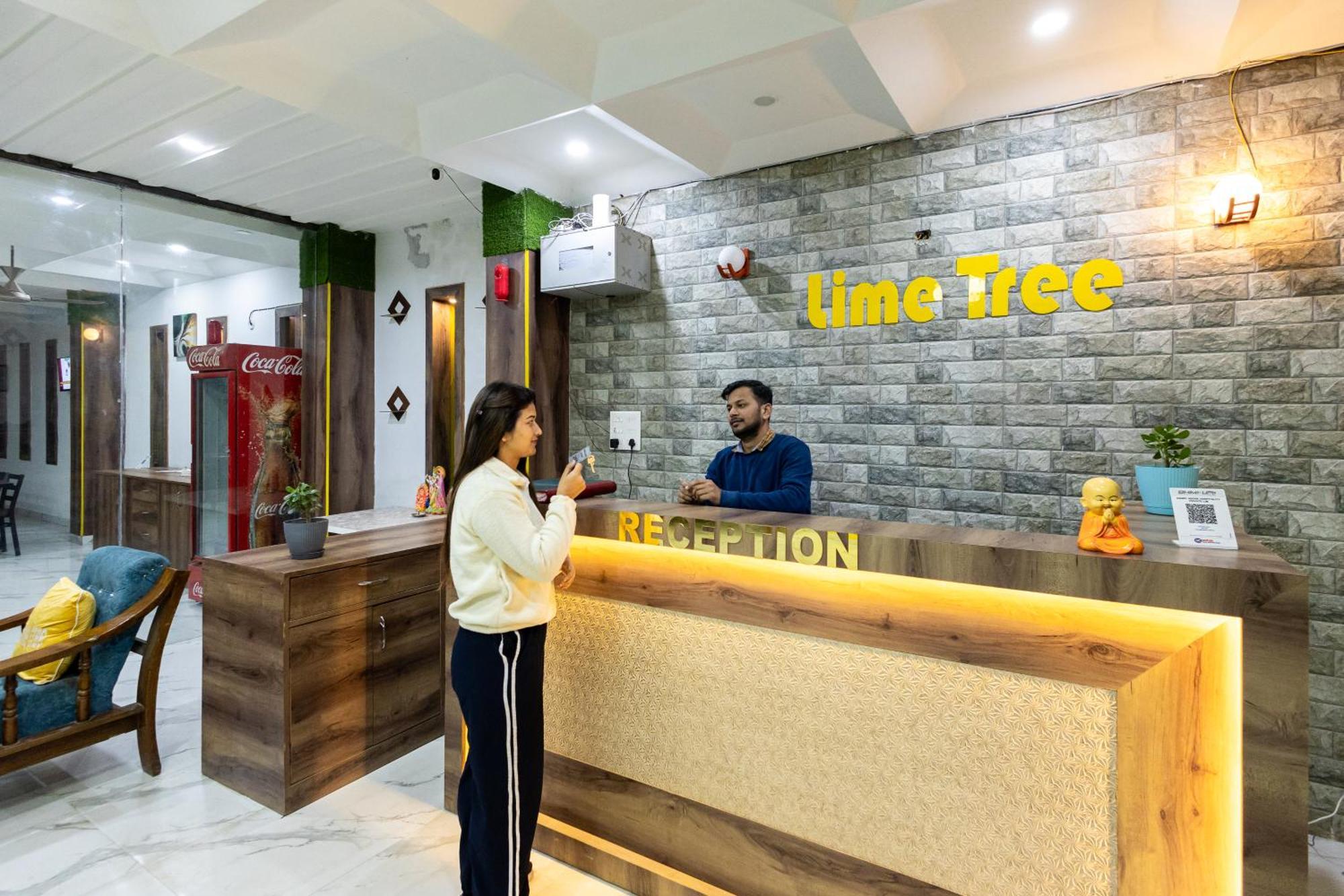 Lime Tree Hotel And Banquet Vrindāvan المظهر الخارجي الصورة