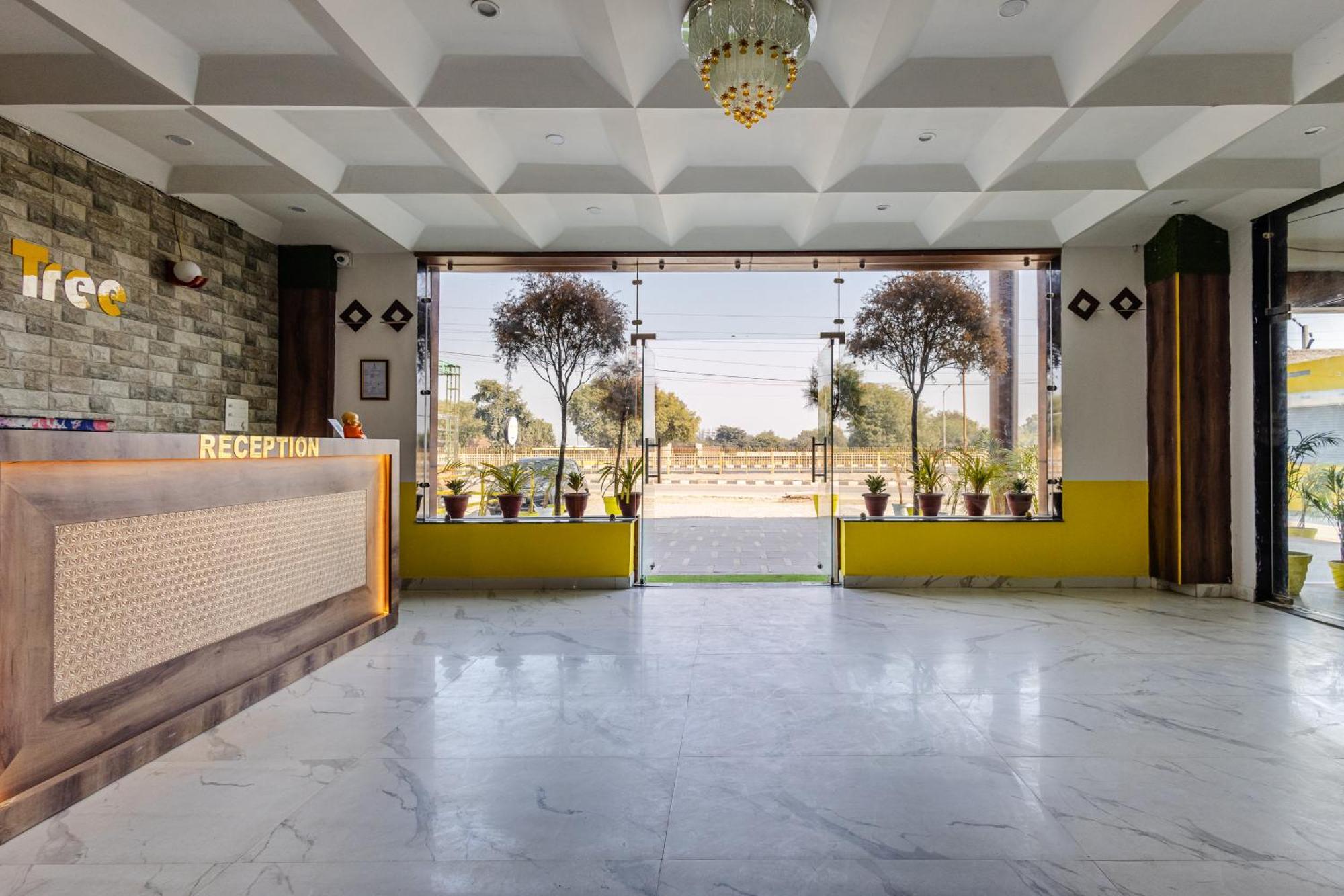 Lime Tree Hotel And Banquet Vrindāvan المظهر الخارجي الصورة