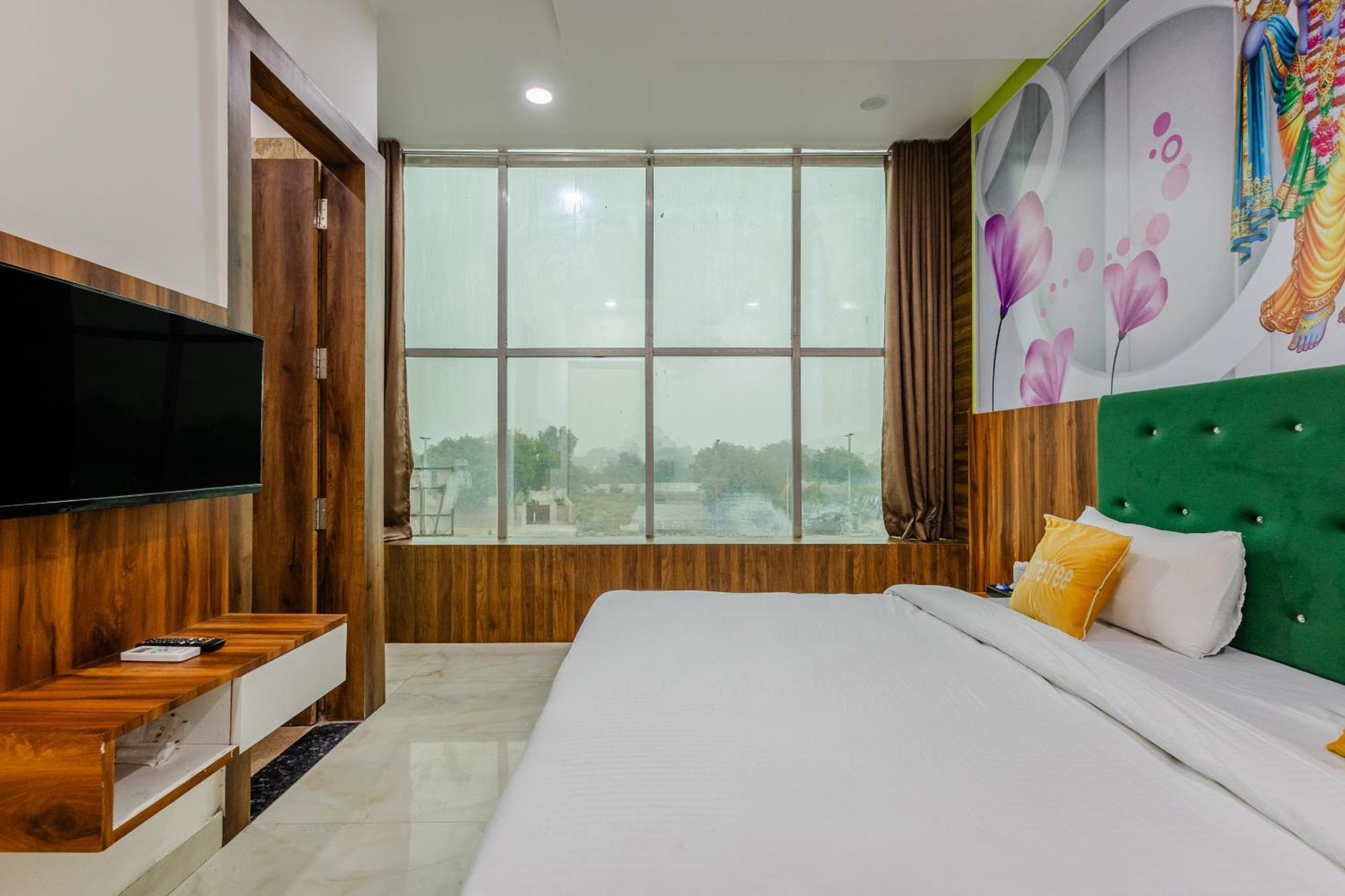 Lime Tree Hotel And Banquet Vrindāvan المظهر الخارجي الصورة