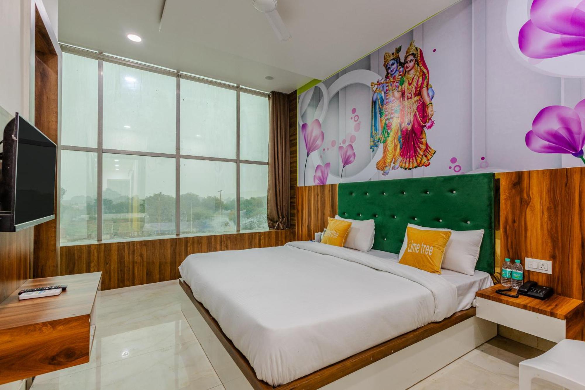 Lime Tree Hotel And Banquet Vrindāvan المظهر الخارجي الصورة