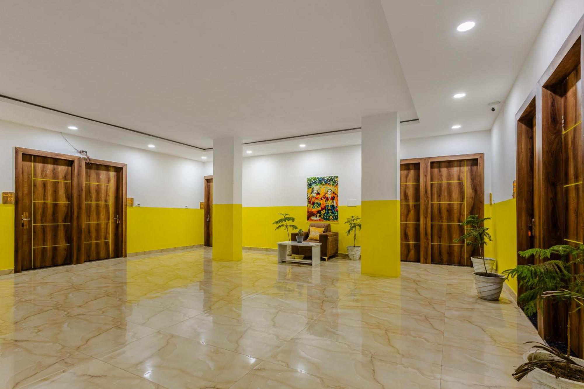 Lime Tree Hotel And Banquet Vrindāvan المظهر الخارجي الصورة