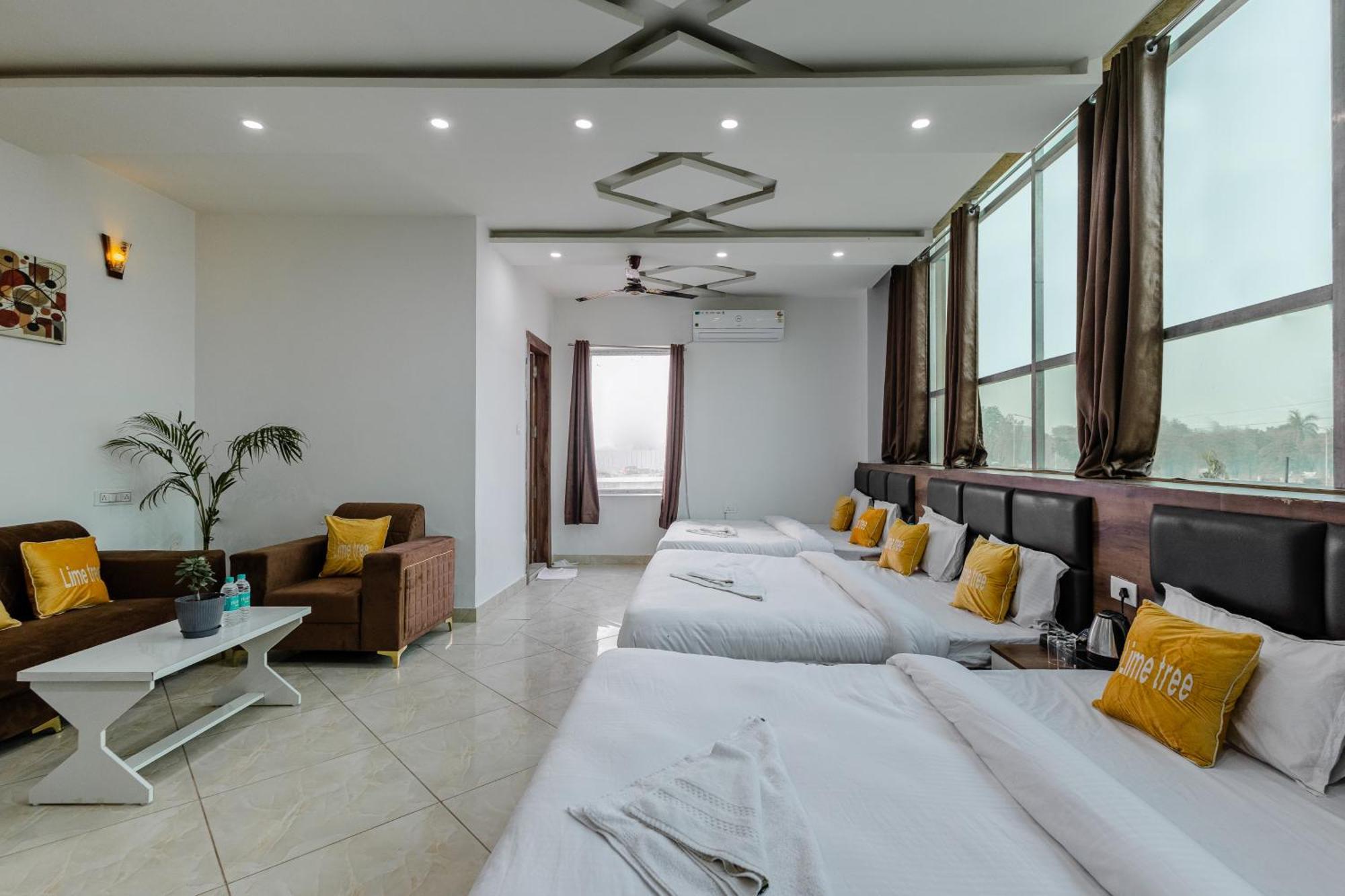 Lime Tree Hotel And Banquet Vrindāvan المظهر الخارجي الصورة