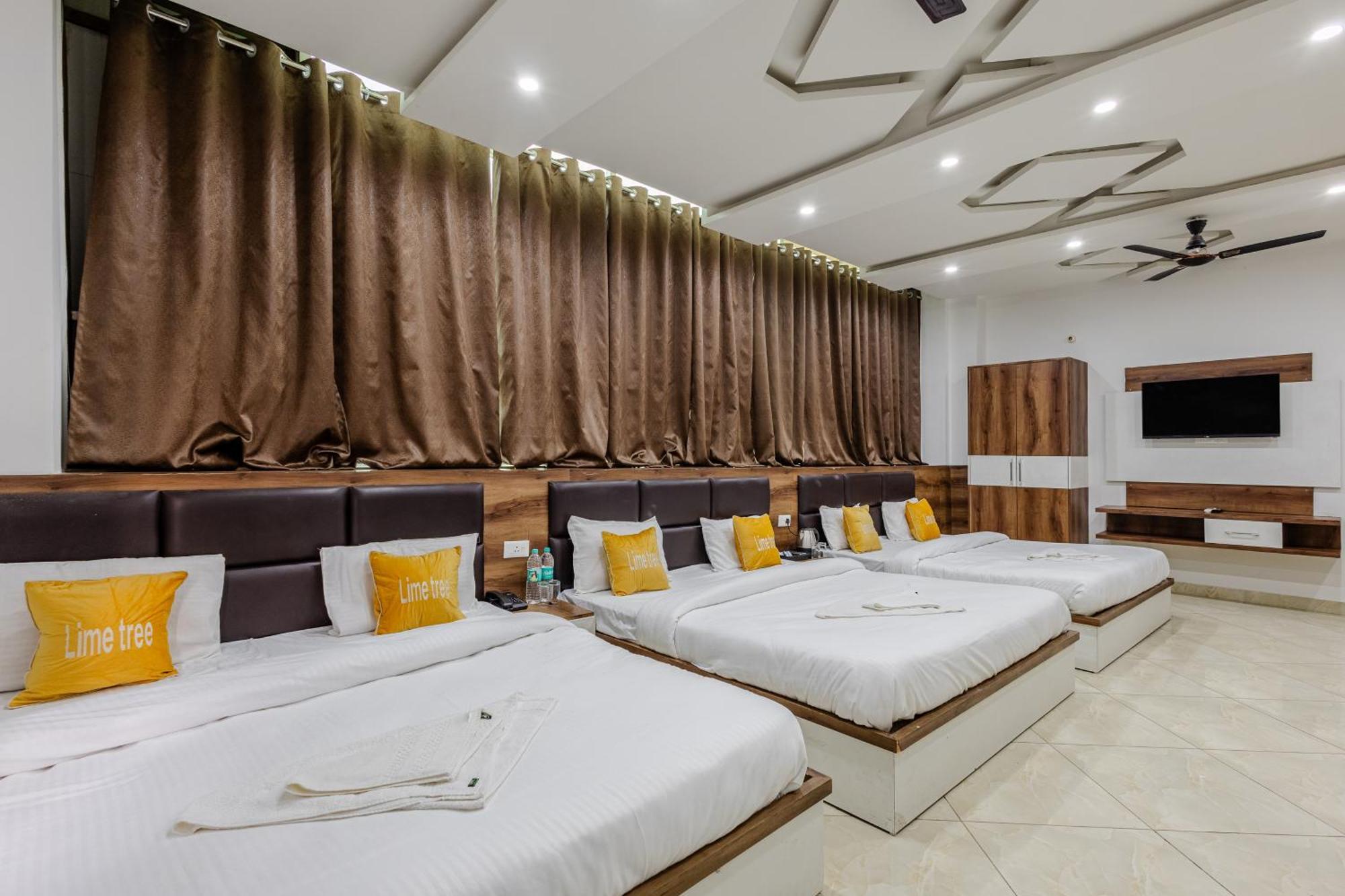 Lime Tree Hotel And Banquet Vrindāvan المظهر الخارجي الصورة